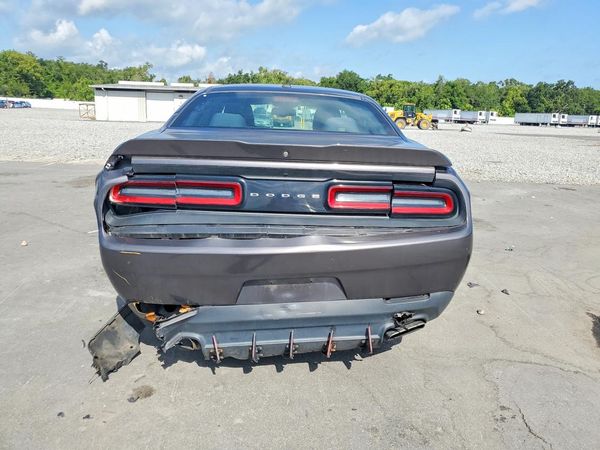 2018 DODGE CHALLENGER SXT