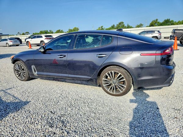 2019 KIA STINGER
