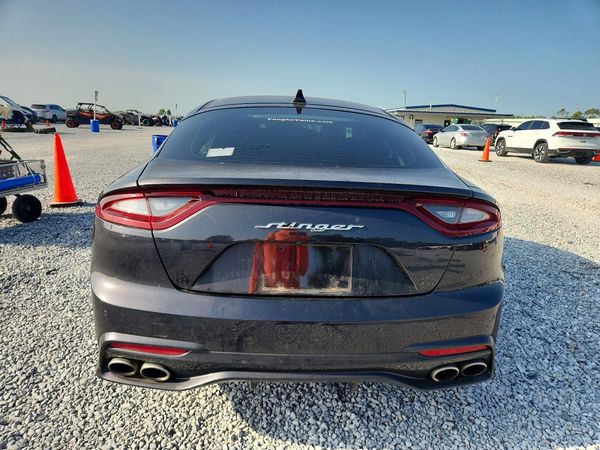 2019 KIA STINGER