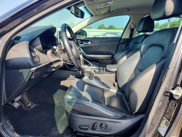 2019 KIA STINGER