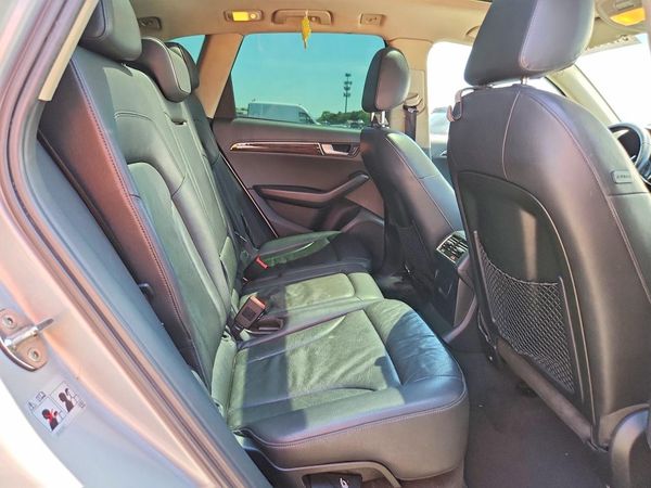 2012 AUDI Q5 Premium Plus