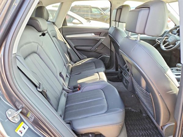 2018 AUDI Q5 quattro Prestige