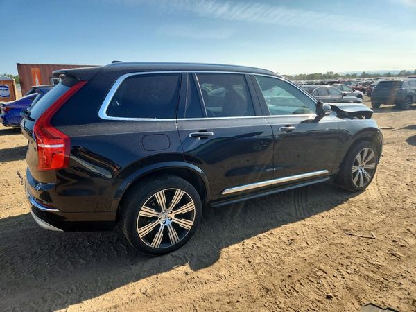 2022 VOLVO XC90 Inscription