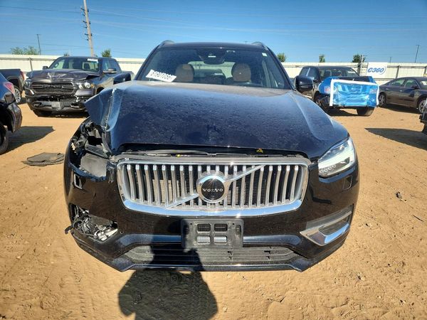 2022 VOLVO XC90 Inscription