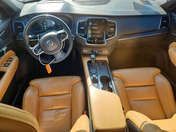 2022 VOLVO XC90 Inscription