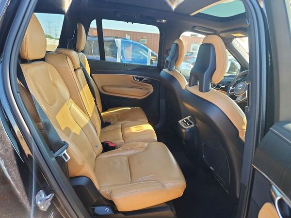 2022 VOLVO XC90 Inscription