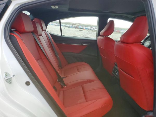 2026 TOYOTA CAMRY