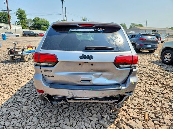 2021 JEEP GRAND CHEROKEE LAREDO 4X4