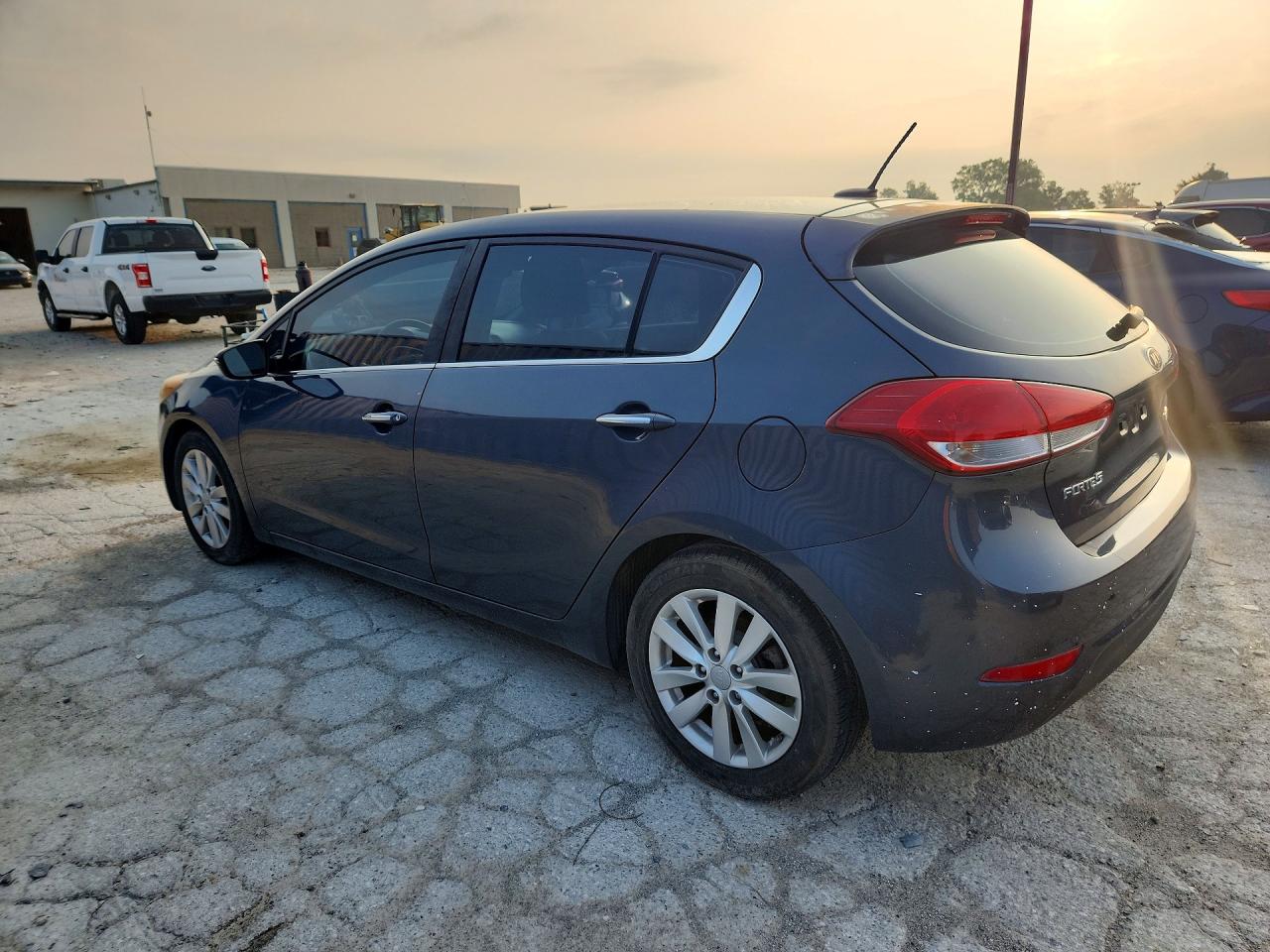 2015 KIA FORTE