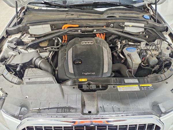 2014 AUDI Q5