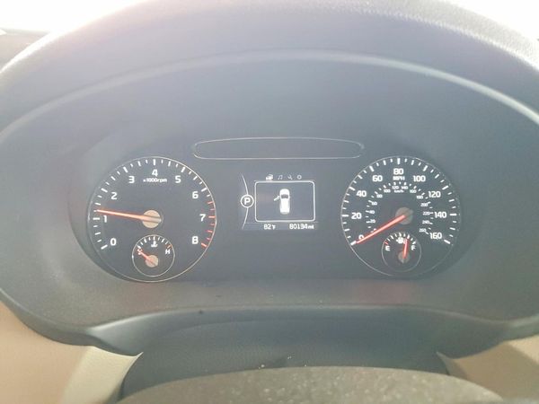 2016 KIA SORENTO L / LX