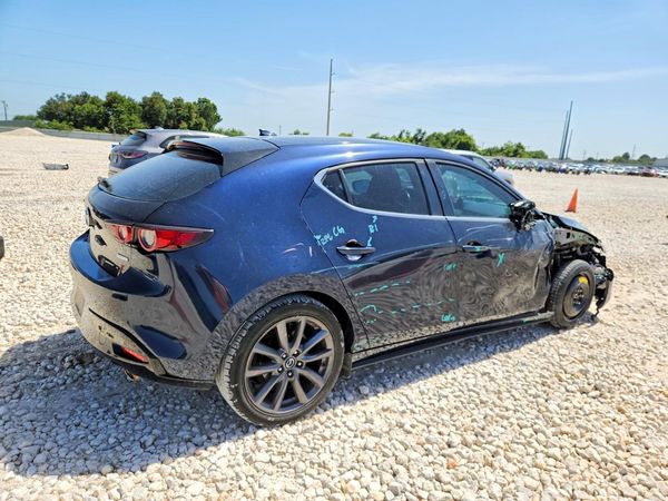 2019 MAZDA 3