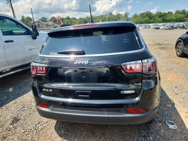2023 JEEP COMPASS