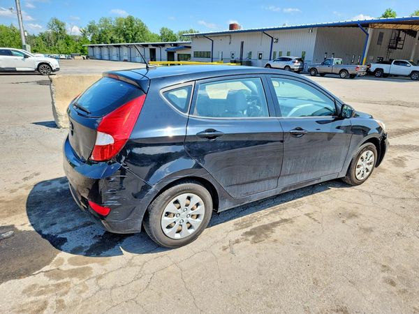 2017 HYUNDAI ACCENT SE Base