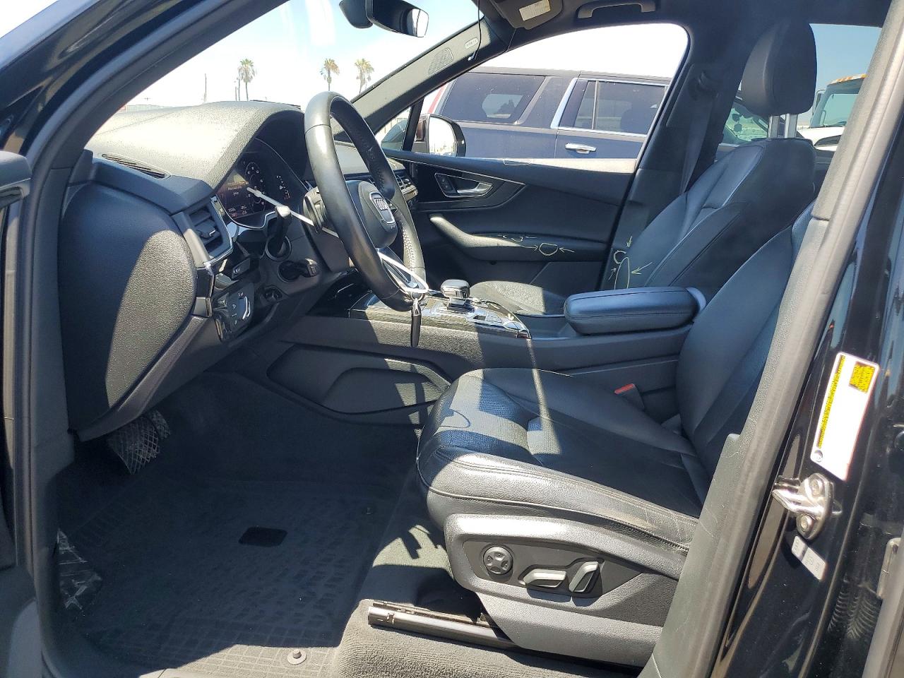 2018 AUDI Q7 quattro Premium Plus