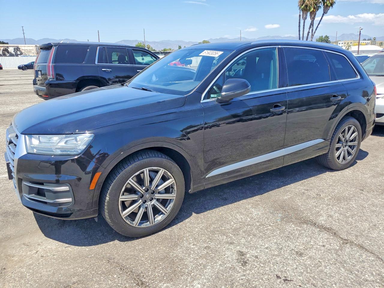2018 AUDI Q7 quattro Premium Plus