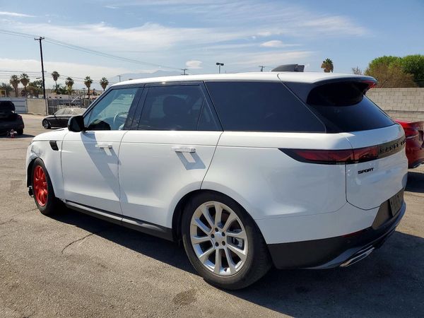 2025 LAND ROVER RANGE ROVER SPORT P360 SE