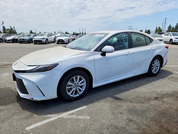2026 TOYOTA CAMRY