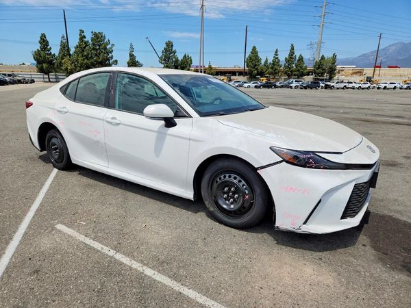 2026 TOYOTA CAMRY
