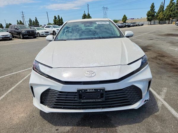 2026 TOYOTA CAMRY