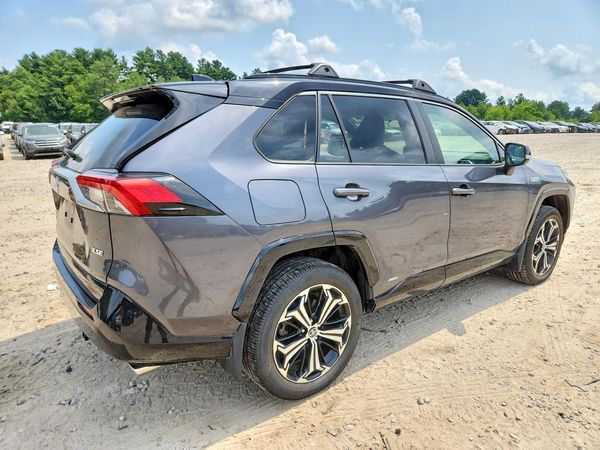2021 TOYOTA RAV4 XSE HV