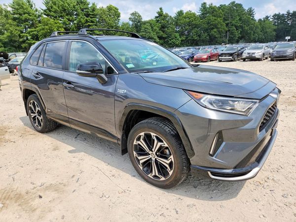 2021 TOYOTA RAV4 XSE HV