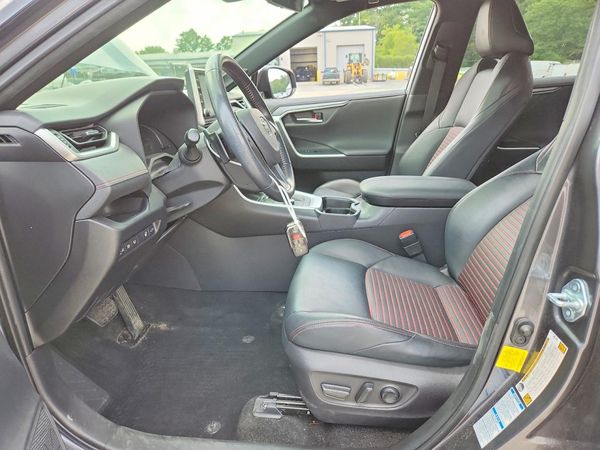 2021 TOYOTA RAV4 XSE HV