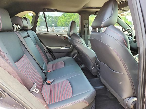 2021 TOYOTA RAV4 XSE HV