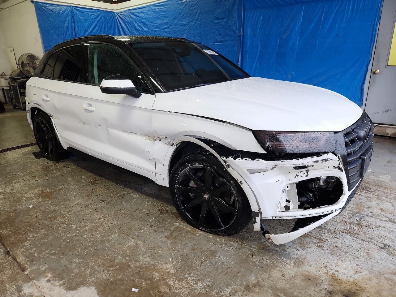 2018 AUDI Q5 quattro Premium Plus