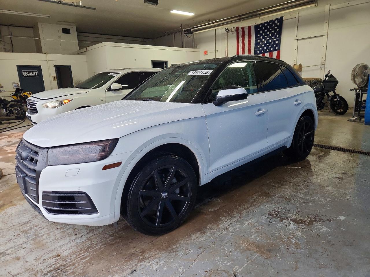 2018 AUDI Q5 quattro Premium Plus