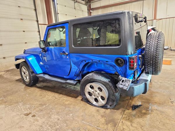 2015 JEEP WRANGLER SAHARA 4X4