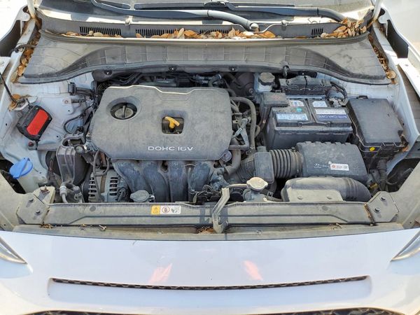 2018 HYUNDAI KONA SEL with Tech Pkg