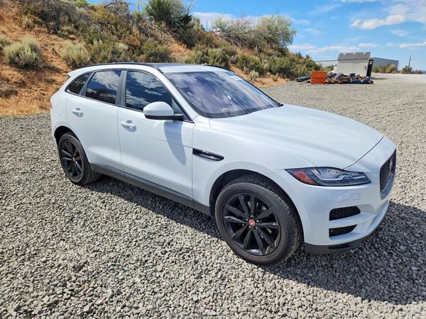 2018 JAGUAR F-PACE Prestige
