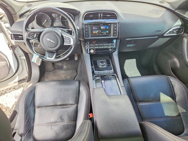 2018 JAGUAR F-PACE Prestige