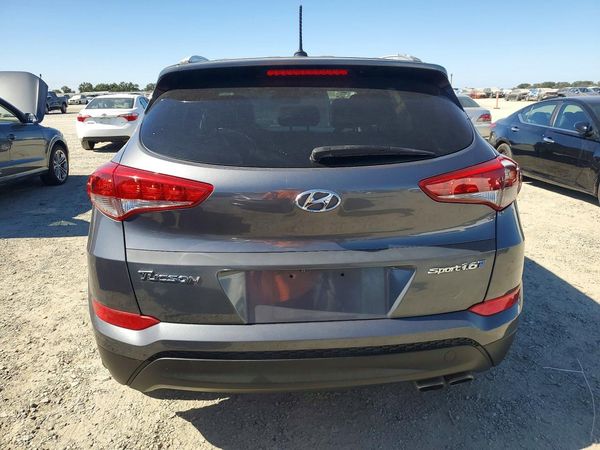2016 HYUNDAI TUCSON
