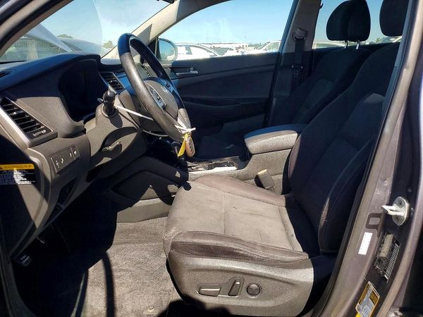 2016 HYUNDAI TUCSON