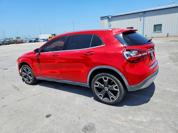 2018 MERCEDES-BENZ GLA