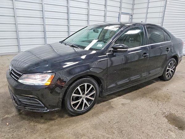 2017 VOLKSWAGEN JETTA SE