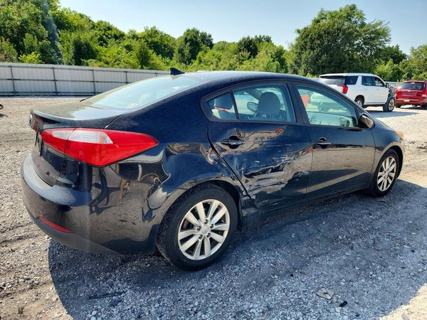 2016 KIA FORTE