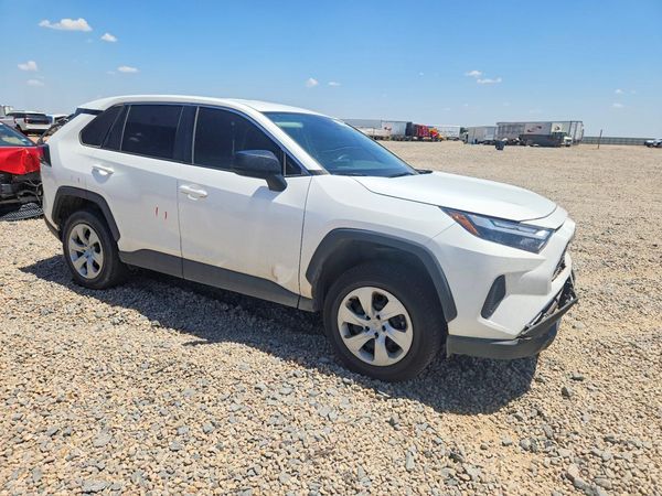 2023 TOYOTA RAV4 LE