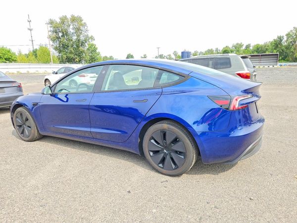 2025 TESLA MODEL 3