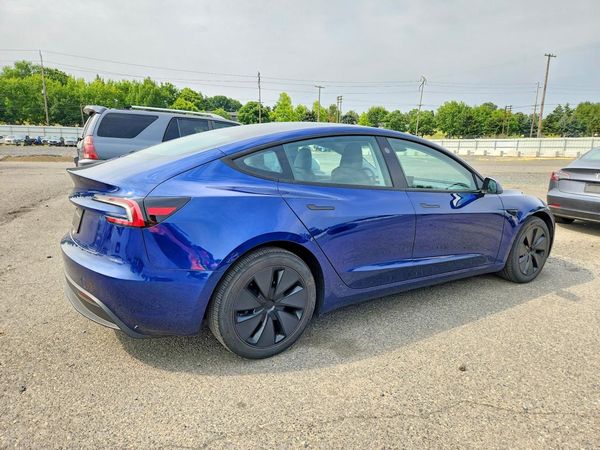 2025 TESLA MODEL 3