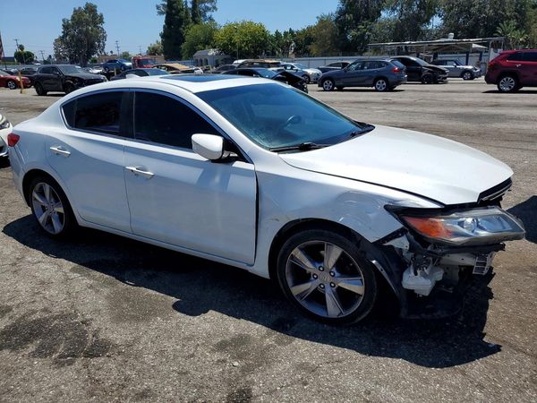 2013 ACURA ILX 20 TECH