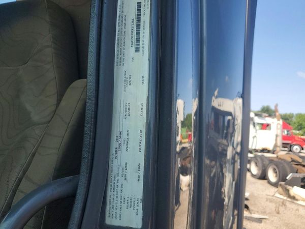 2014 VOLVO VNL