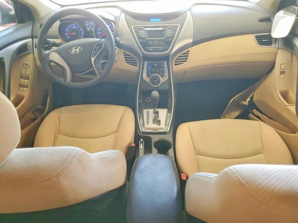 2013 HYUNDAI ELANTRA