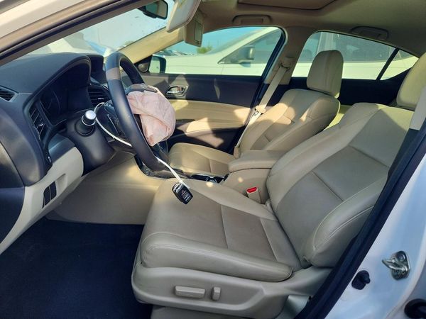 2016 ACURA ILX Premium/Tech