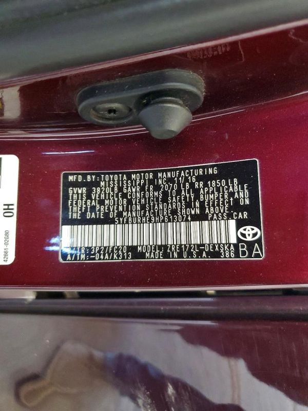 2017 TOYOTA COROLLA