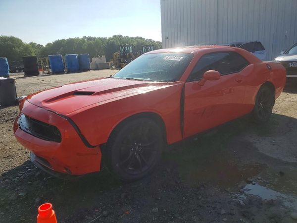2018 DODGE CHALLENGER SXT