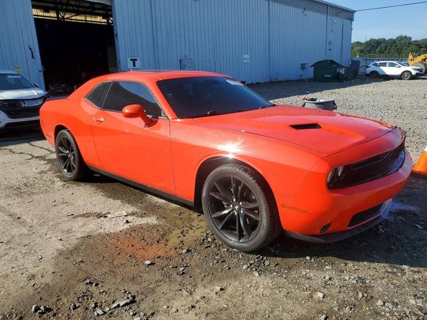 2018 DODGE CHALLENGER SXT
