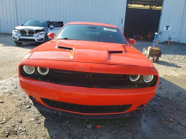 2018 DODGE CHALLENGER SXT